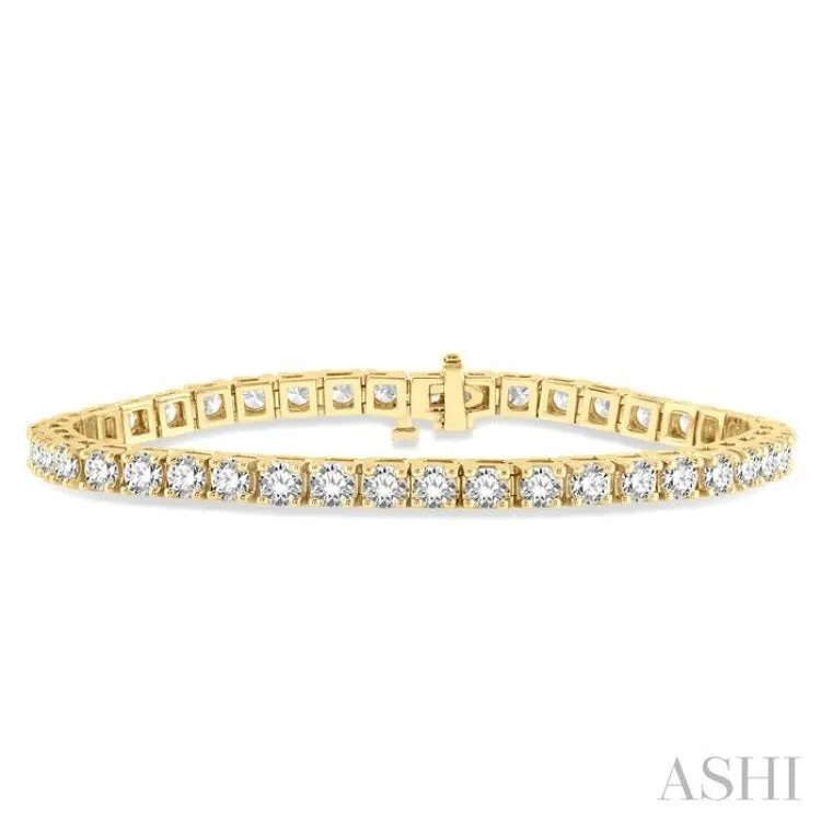 8 Ctw Square Shape Round Cut Diamond Tennis Bracelet in 14K Yellow Gold