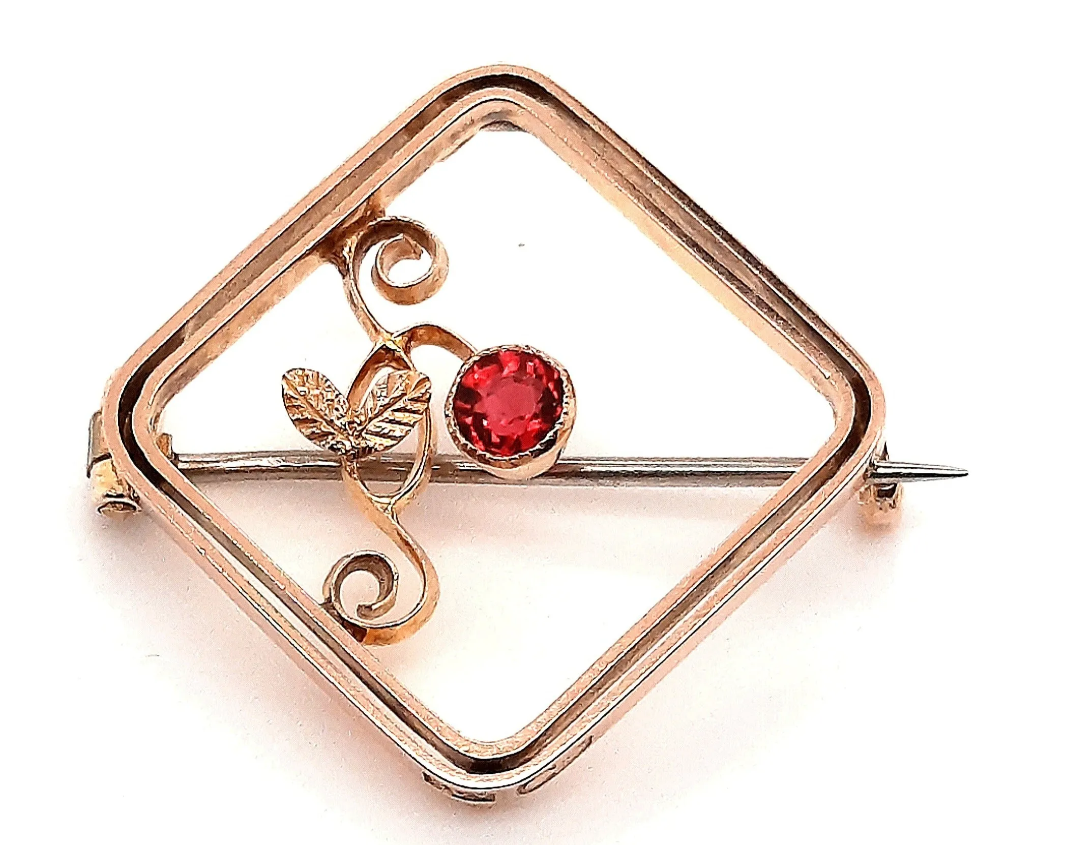 Antique Garnet Yellow Gold Brooch Circa 1900