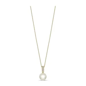 Classic Pearl and Diamond Pendant Necklace | 18K Yellow Gold