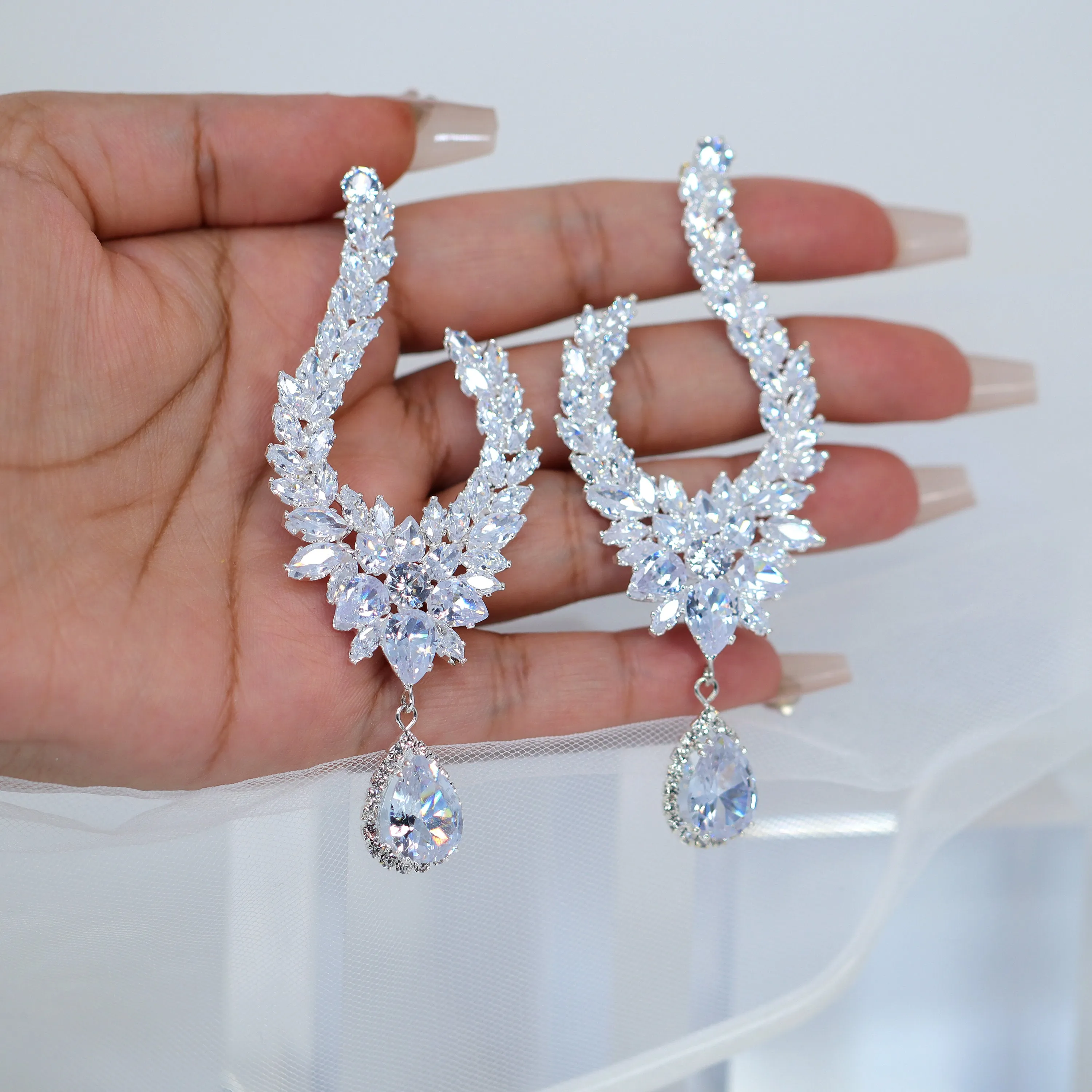 Cubic Zirconia Shimmering Drop Crystal/Diamond Earrings, Long Bridal Earrings, Crystal Bridal Earrings, Statement Earrings Cz