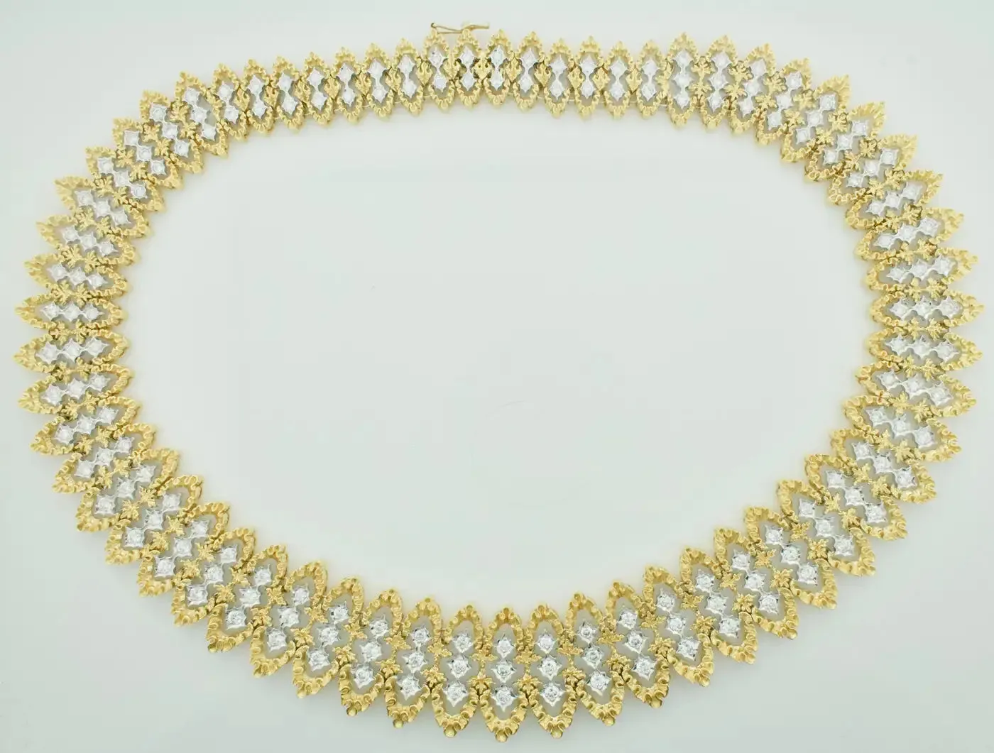 Impressive Heavy Diamond Necklace in 18k Yellow Gold [5 Ounces ] 7.00 carats