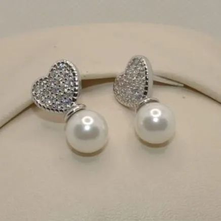 Lustrous Heart Pearl Earrings