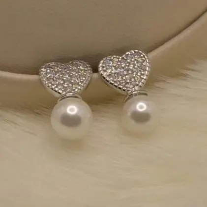 Lustrous Heart Pearl Earrings