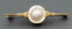 Mabe Pearl 18ct Yellow Gold Leaf & Bar Brooch