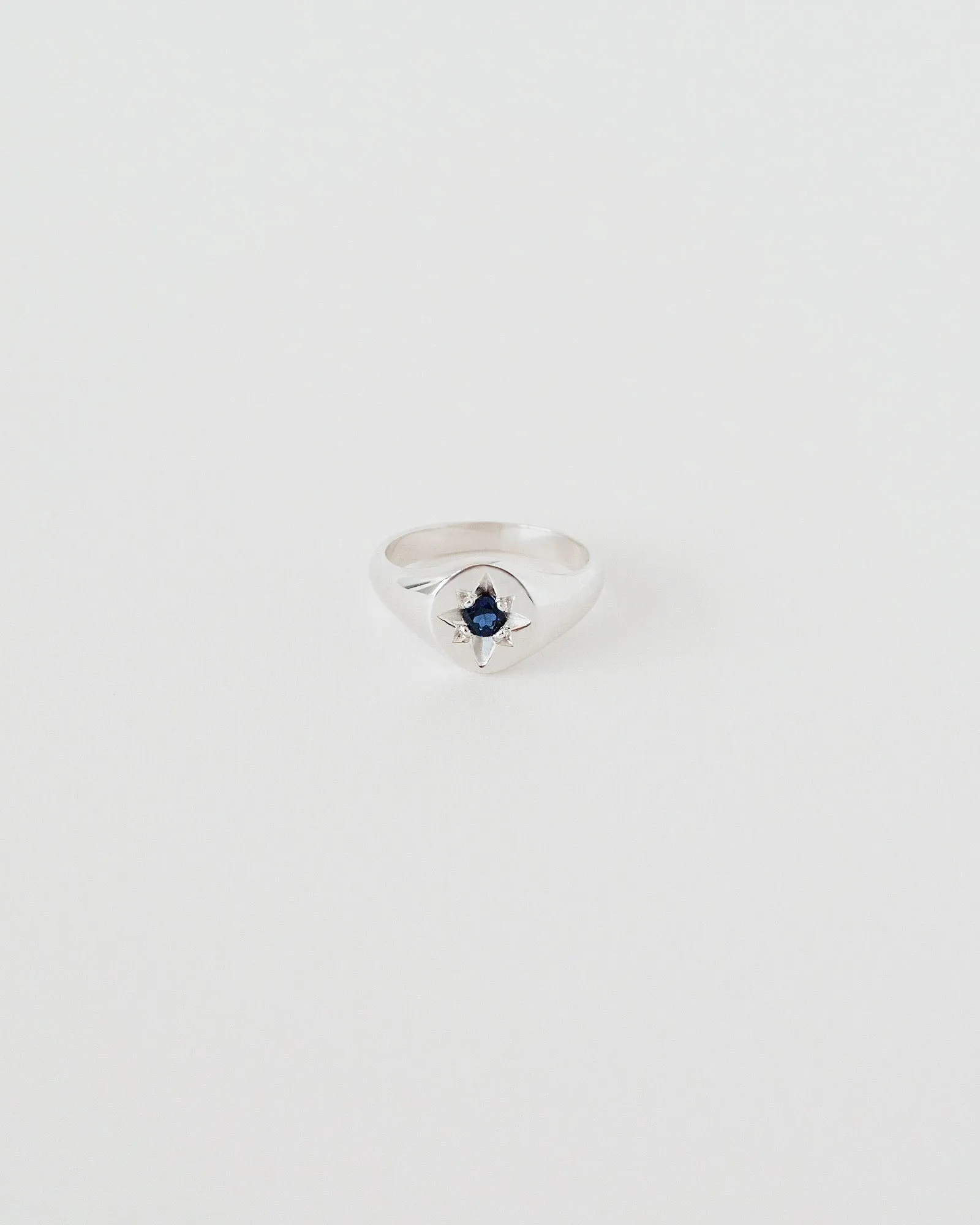 NOVA RING | BLUE SAPPHIRE