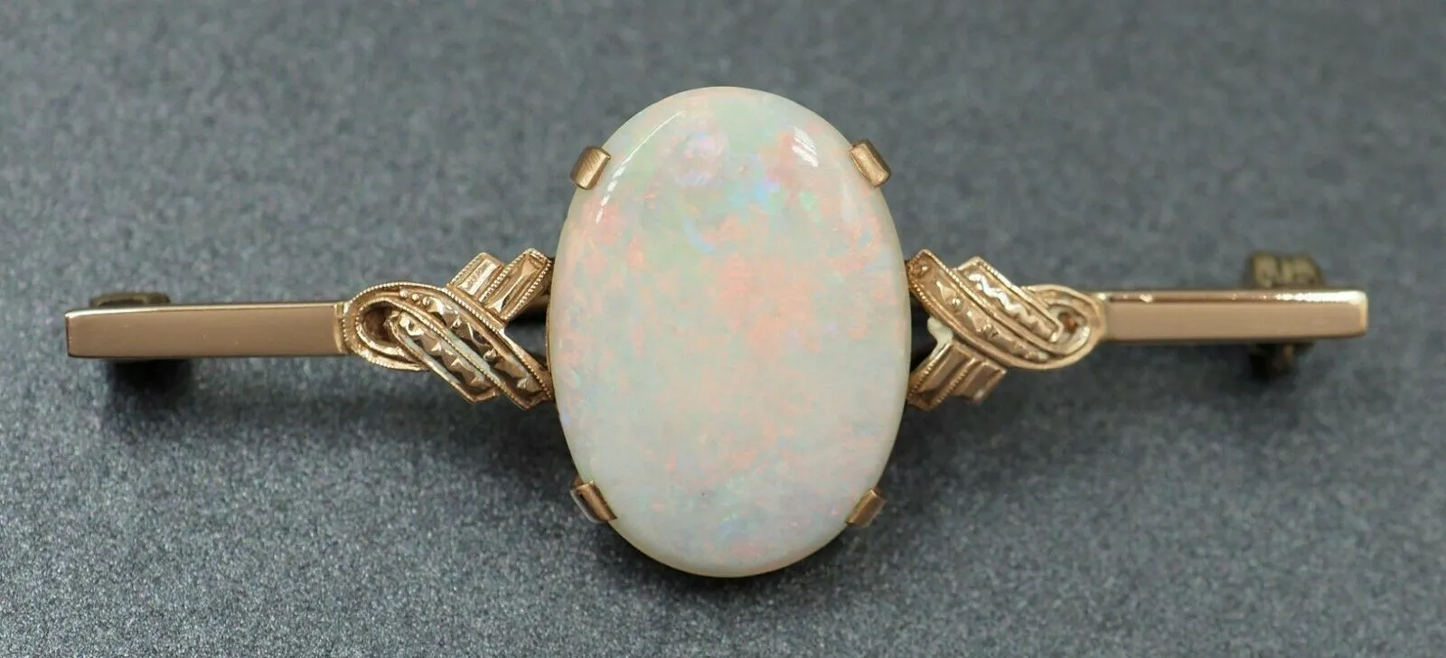 Opal 9ct Yellow Gold Brooch