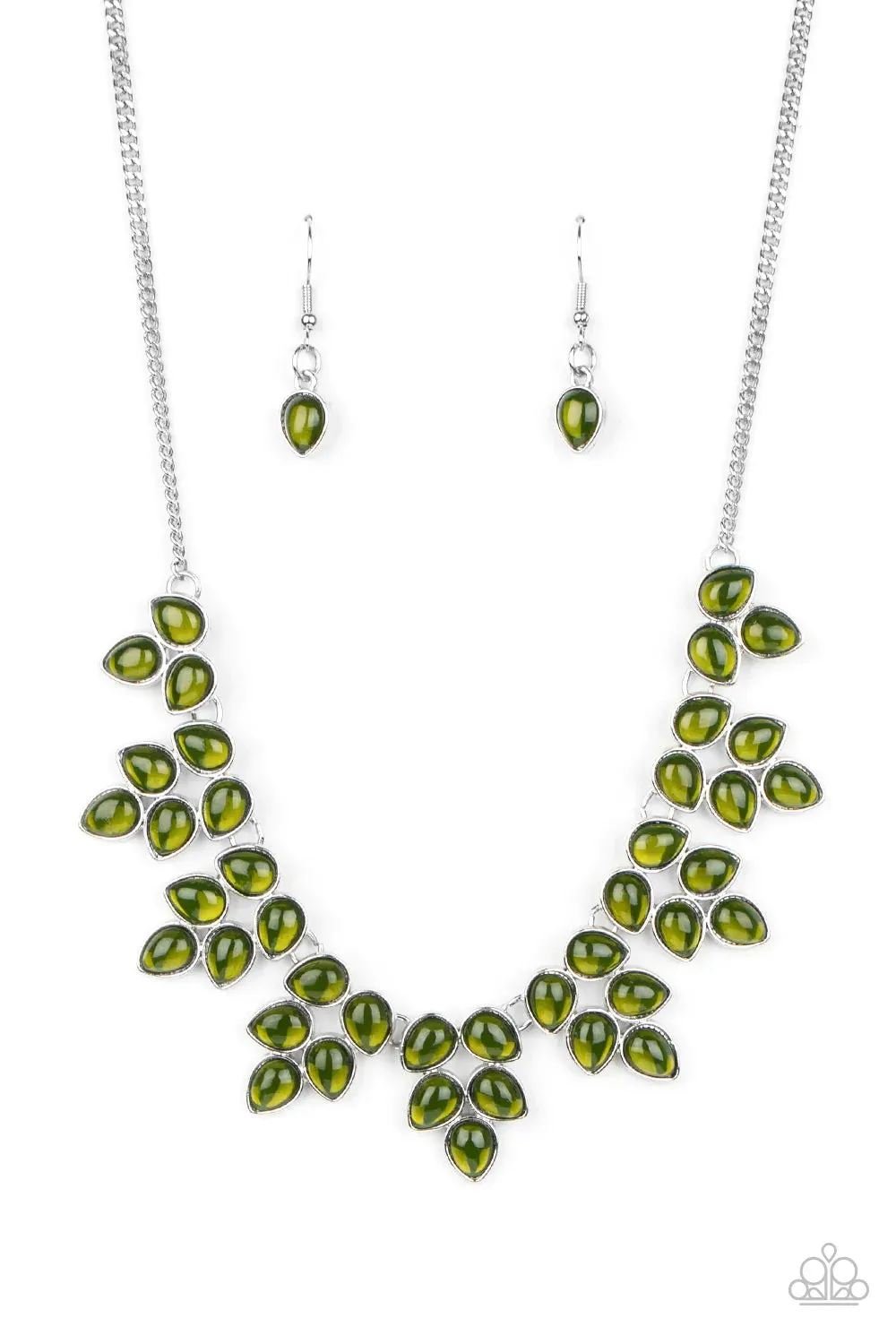 Paparazzi Necklace ~ Hidden Eden - Green