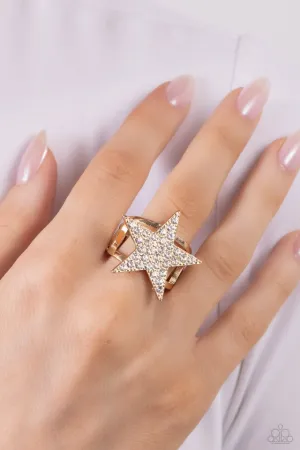 Paparazzi Ring ~ Star Pizzazz - Gold