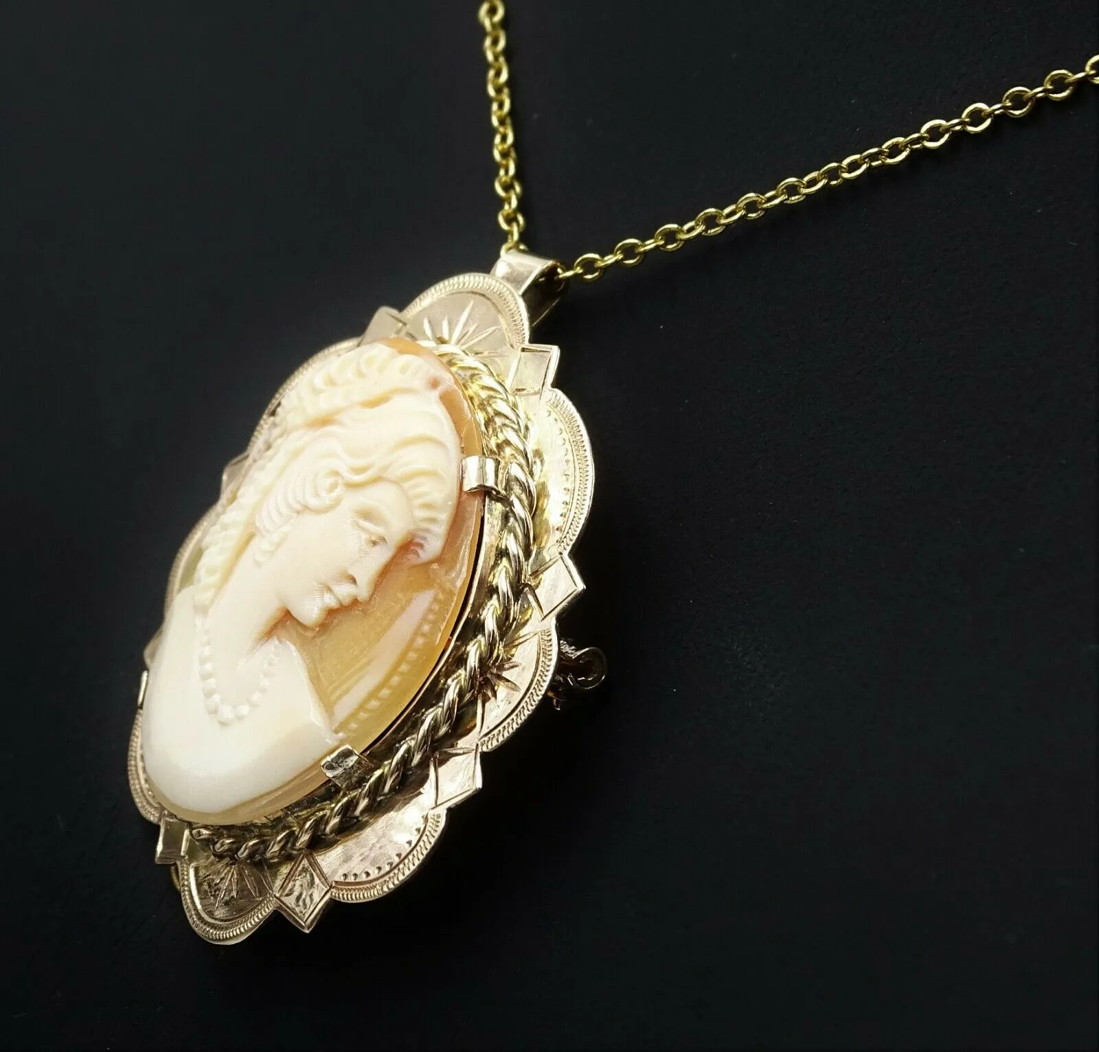 Shell Cameo 9ct Yellow Gold Brooch/Pendant