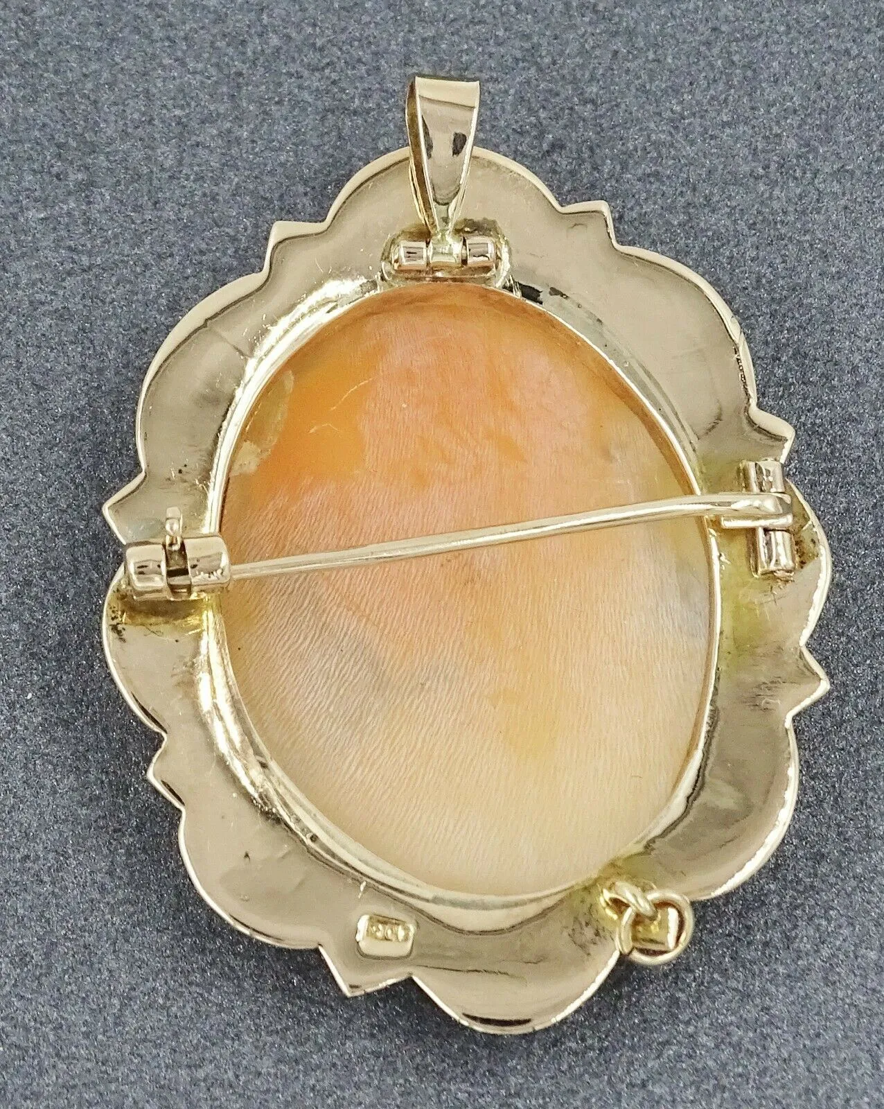 Shell Cameo 9ct Yellow Gold Brooch/Pendant