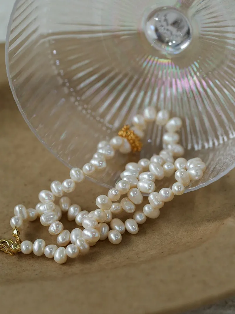 Staggered Pearl Clavicle Necklace