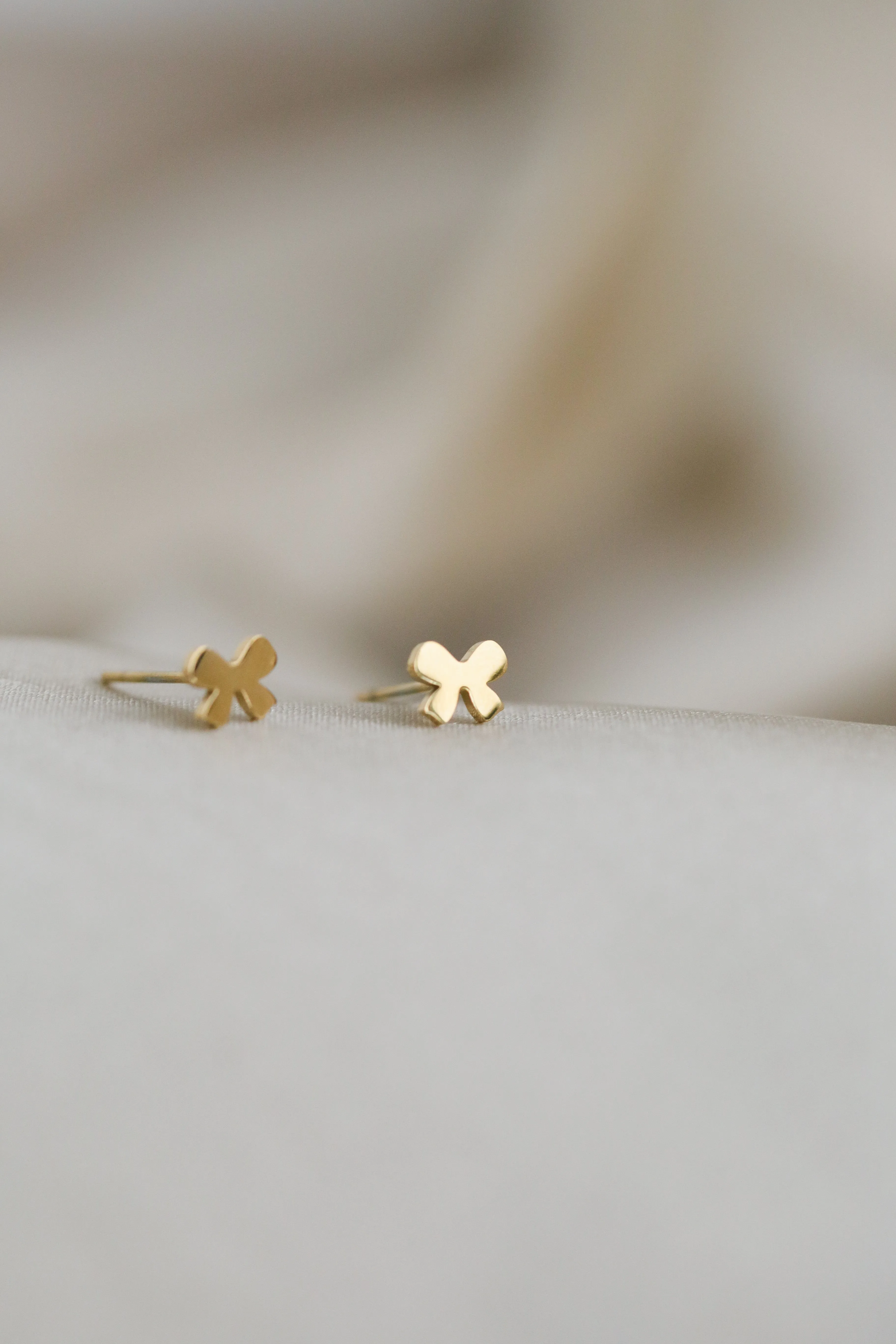 The Heart - Bow Studs